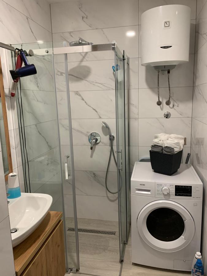 Park Lake Suite Τούζλα Εξωτερικό φωτογραφία