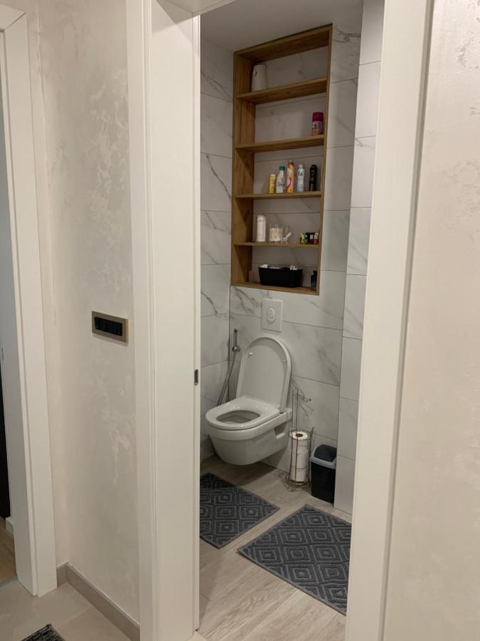 Park Lake Suite Τούζλα Εξωτερικό φωτογραφία